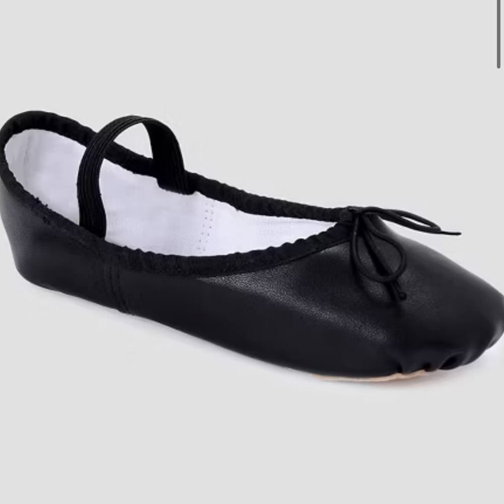 Danskin Girls Ballet Dance Shoes- Black